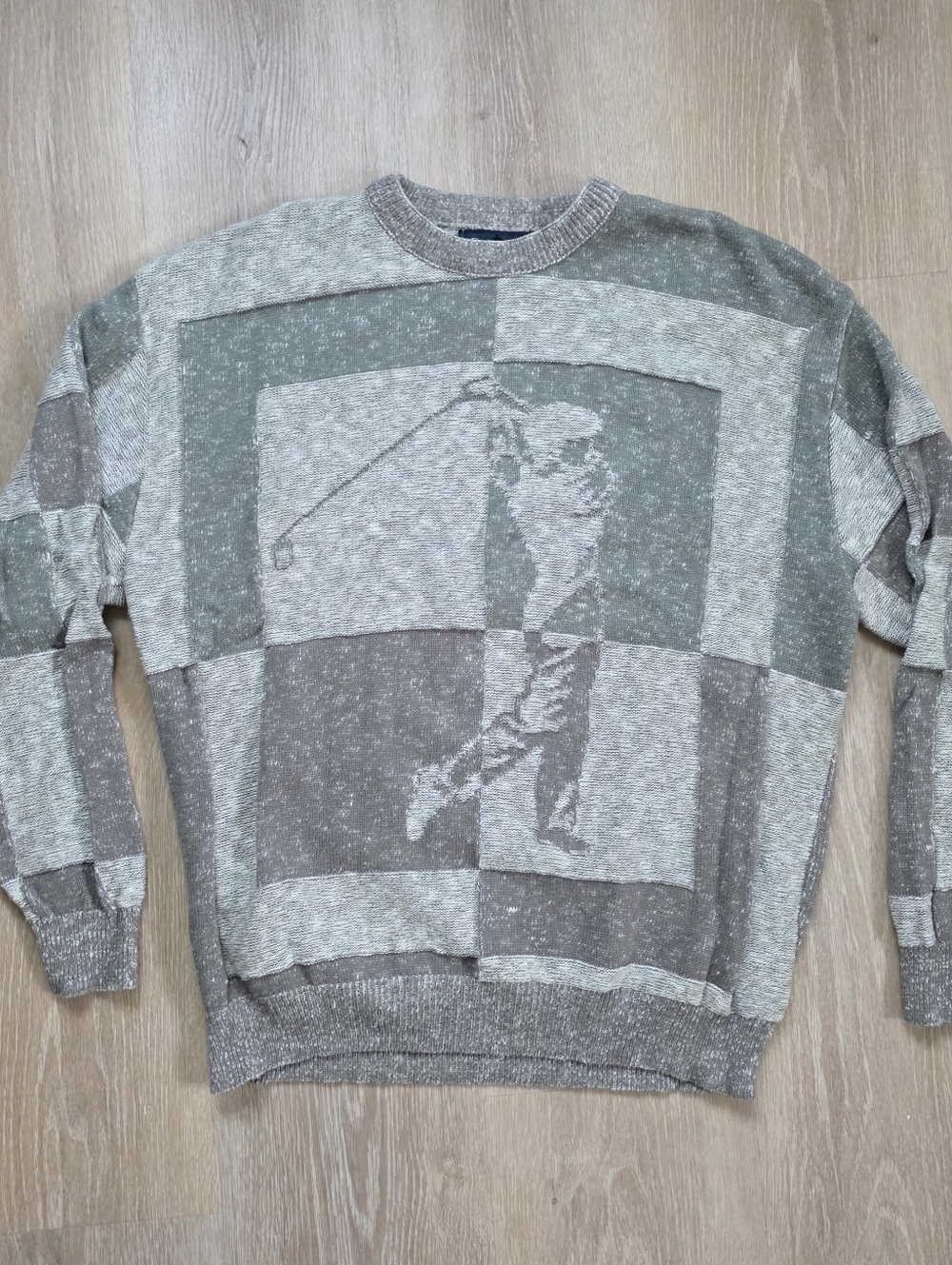 Men’s vintage Carmel golf sweater